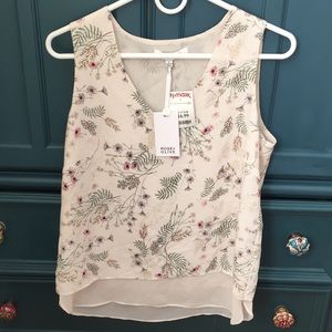 Rose & Olive sleeveless top